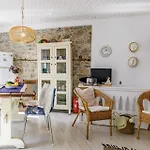 La Casa Del Limon - Sea Views & Walkable Location Holiday home