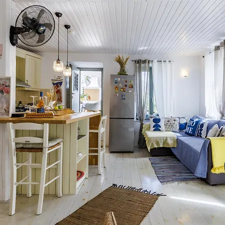 La Casa Del Limon - Sea Views & Walkable Location 펜션 *