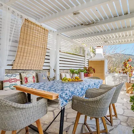 펜션 La Casa Del Limon - Sea Views & Walkable Location 스코펠로스 타운